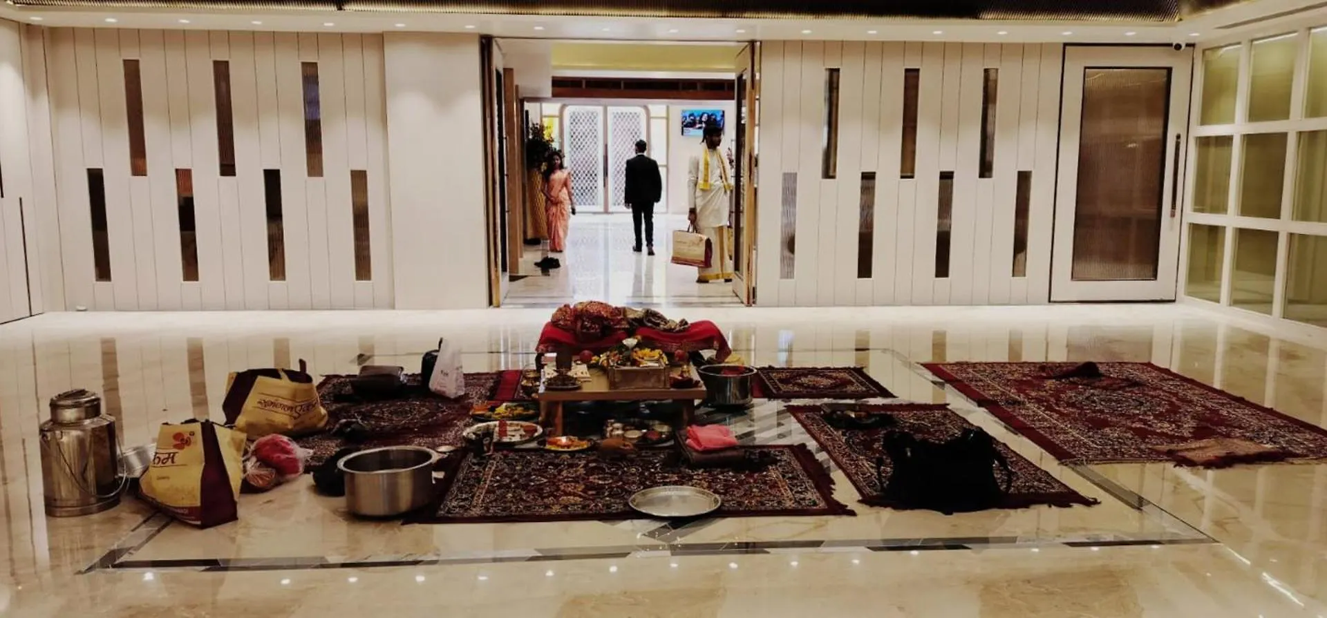 Balaji Palace Kashi Benares 3*,